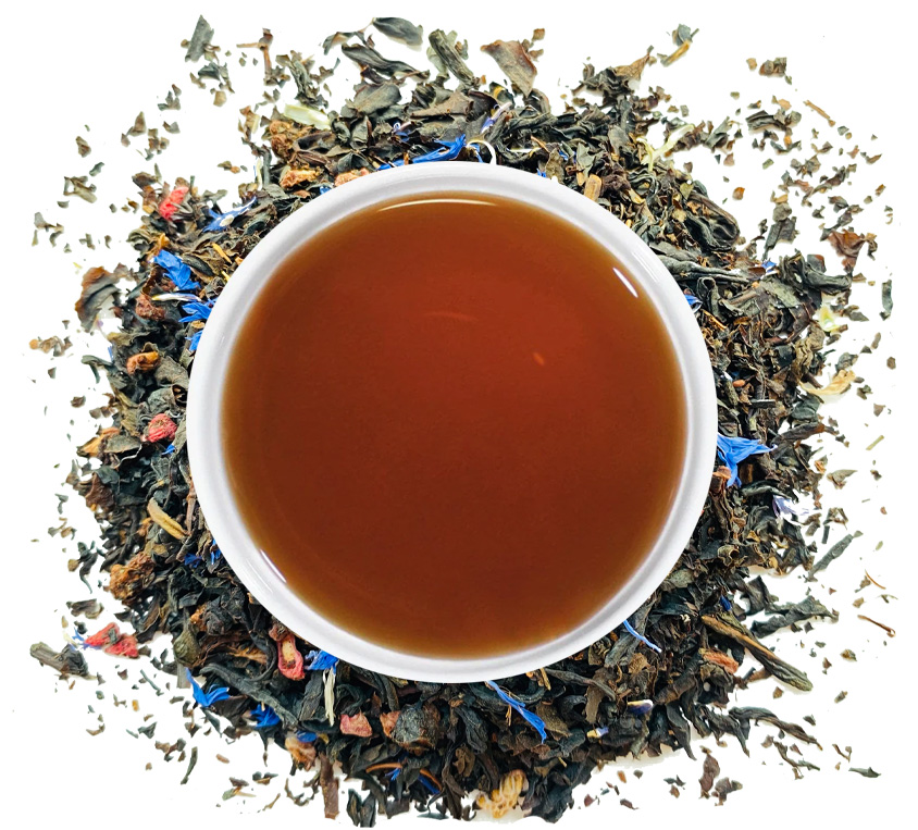 Raspberry Black Leo Tea to świetna propozycja dla miłośników czarnej herbaty, którzy cenią owocowe dodatki. Połączenie wyrazistego smaku czarnej herbaty z malinowym akcentem sprawia, że napar jest jednocześnie mocny i orzeźwiający. Jest to doskonała herbata na każdą porę dnia, która może być serwowana zarówno na gorąco, jak i w wersji mrożonej. Piękne opakowanie w dekoracyjnym kubku czyni ją również idealnym pomysłem na prezent – dla przyjaciół, rodziny, a nawet dla siebie samego!